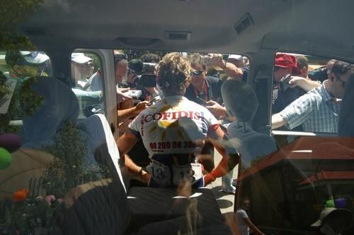 Matt White (Cofidis) speaks to the media