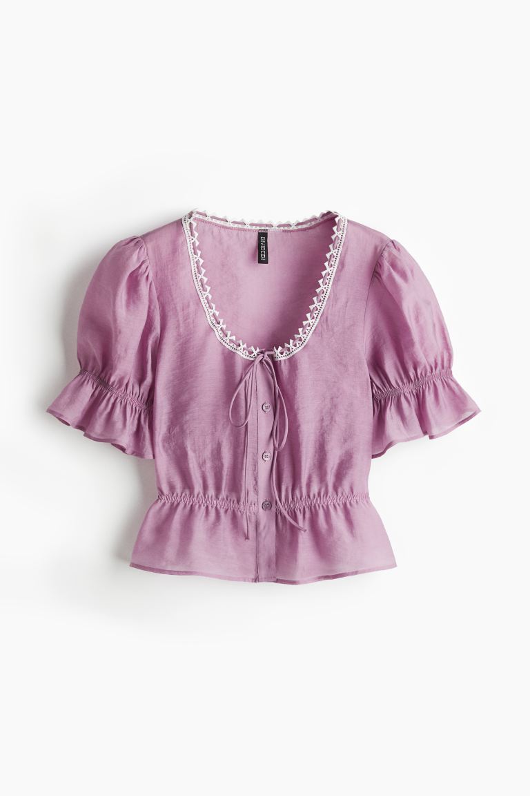 Short-sleeved peplum top