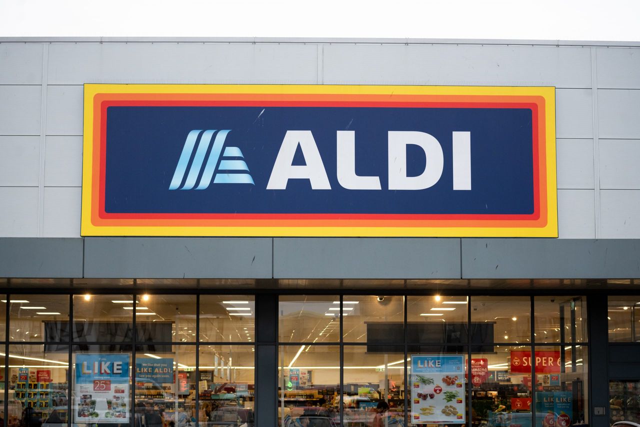 Aldi storefront