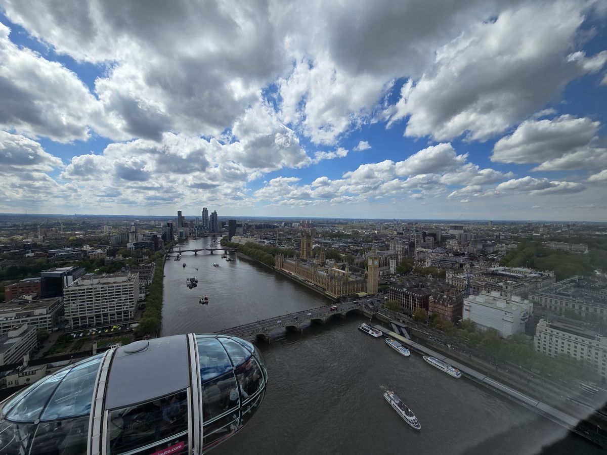 iPhone 15 Pro Max vs. Galaxy S24 Ultra vs. Pixel 8 Pro London Eye photos
