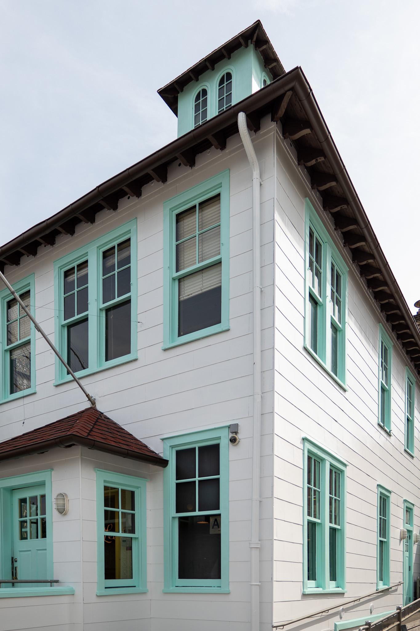 Panasonic Lumix S1R II - Old House