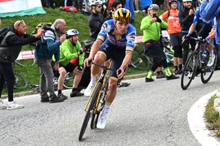 Remco Evenepoel in action at Il Lombardia