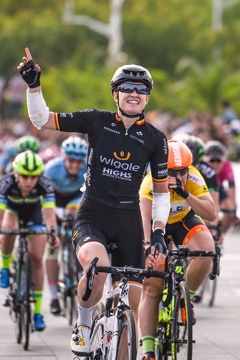 Jolien D'Hoore wins the Tour of Chongming Island's second stage.