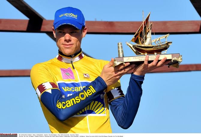 Wouter Mol (Vacansoleil) shows the winner's trophy in the 2010 Tour of Qatar