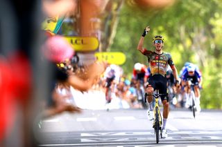 Christophe Laporte (Jumbo-Visma) won stage 19