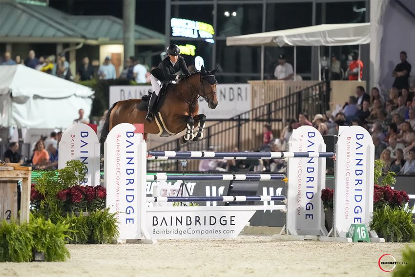 Full-time lawyer Luciana Lossio from Brazil wins her first attempt at a five-star grand prix at WEF