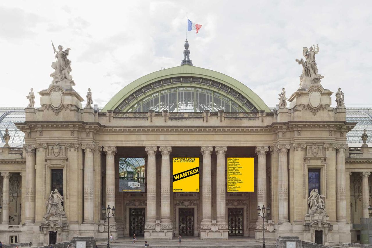 The facade of paris.