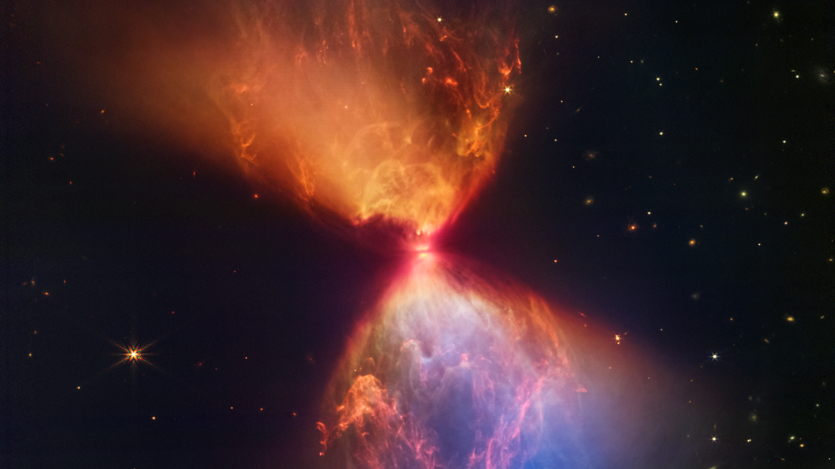 Šis ugningas Jameso Webb kosminio teleskopo vaizdas rodo žvaigždžių formavimąsi