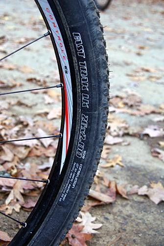 Overend used the fast rolling Fast Trak LK tread pattern on the fast two-track Iceman course.