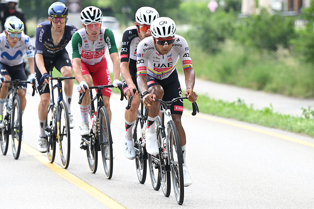 'I am not thinking about Rome yet' – Jhonatan Narváez reclaims ciclamino jersey but 'great opportunity' for fourth stage win at Giro d'Italia slips away
