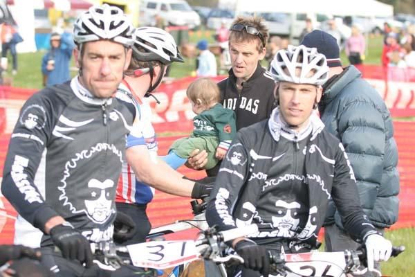 Big Troy Glennan (l) ready to rock with the Rockstar crew.