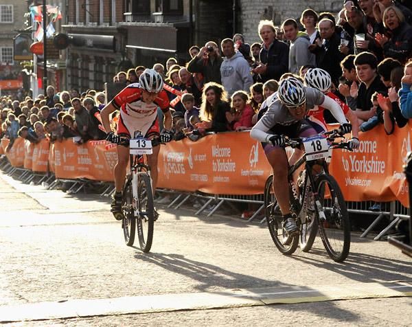 Nathalie Schneitter nips Last at the line.