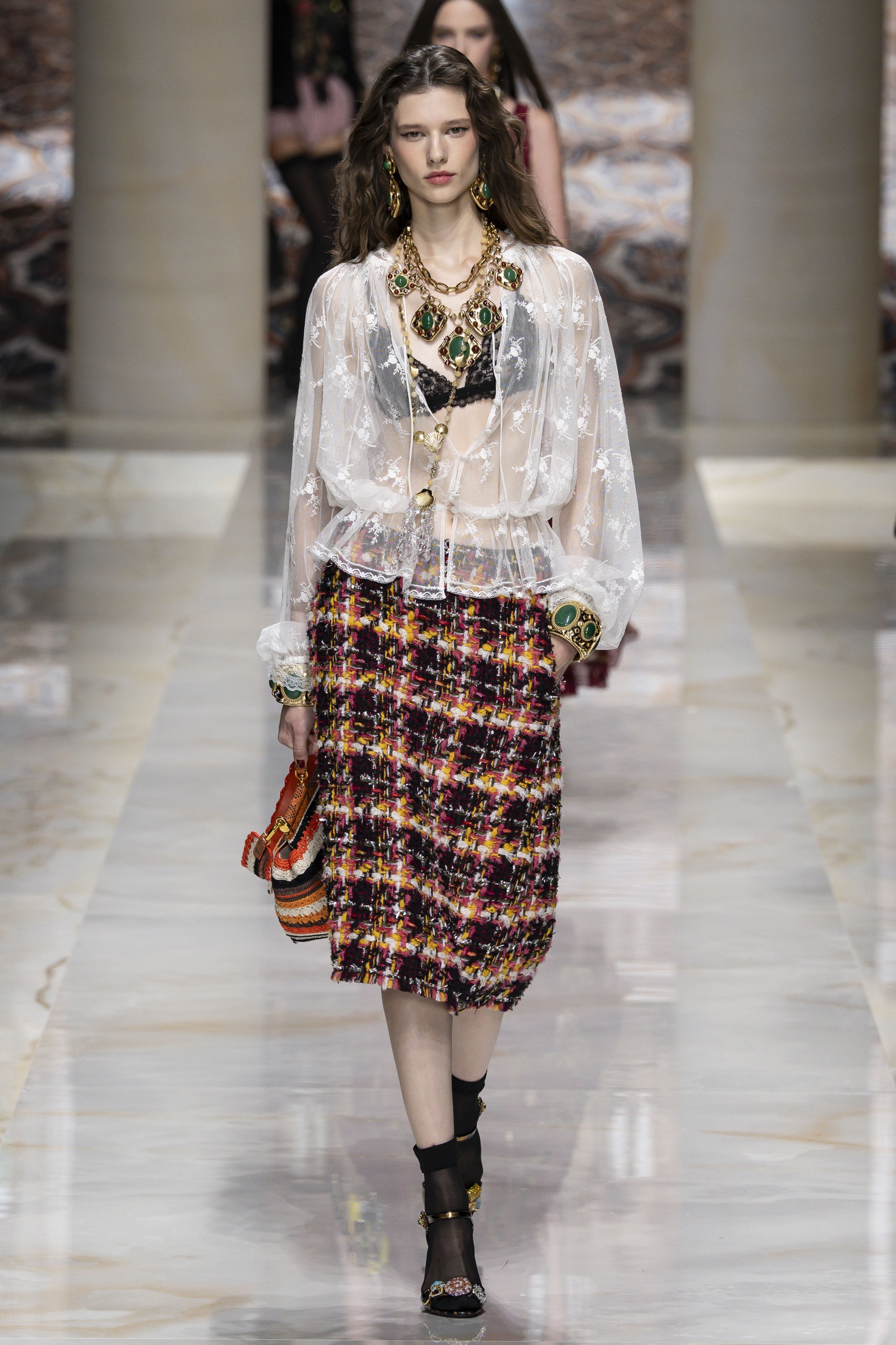 dolce &amp;amp; gabbana runway