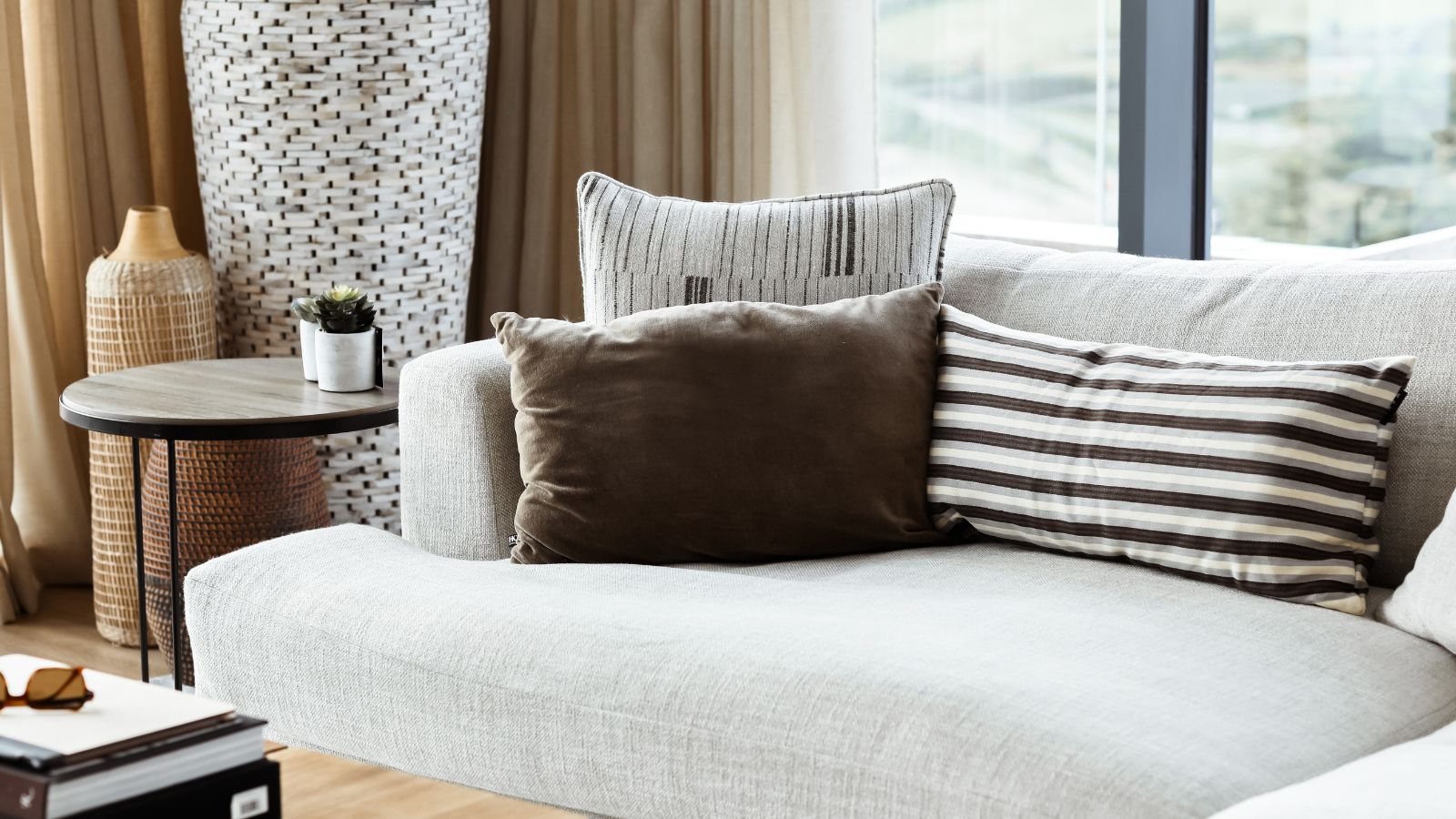 7 Top Tips Of How To Clean Upholstery