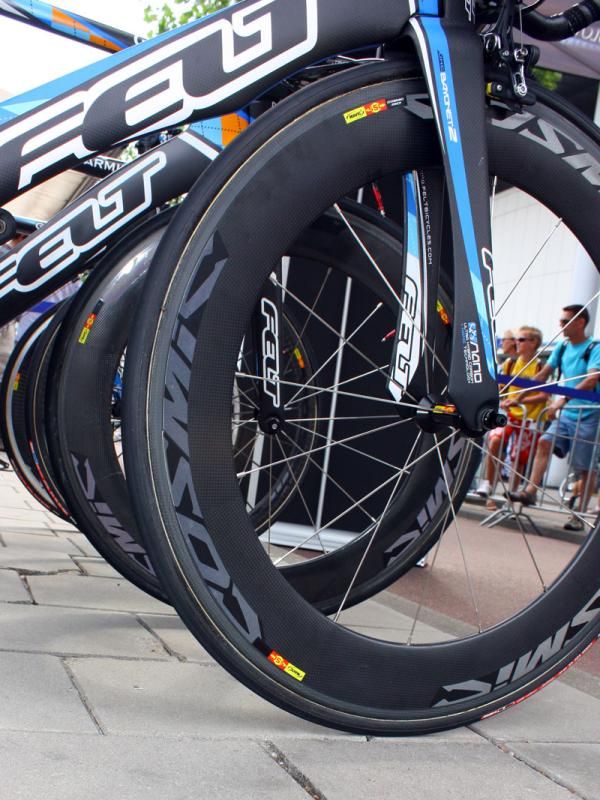 Mavic's Cosmic Carbone 80 makes an appearance in official trim, complete with proper labeling.