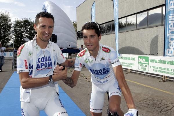 Andrdea and Simone Masciarelli honour the end of the Acqua e Sapone team
