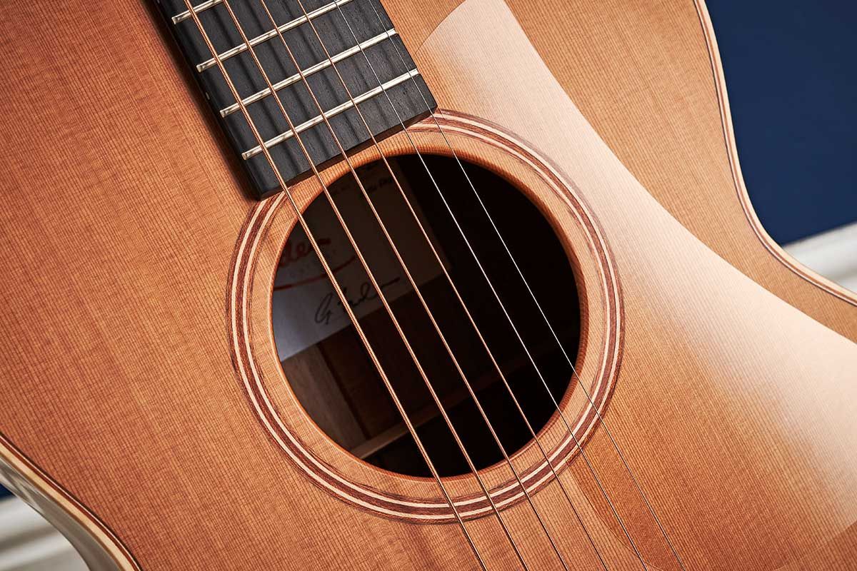 Lowden s-23
