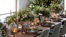 How to make a Christmas table centrepiece