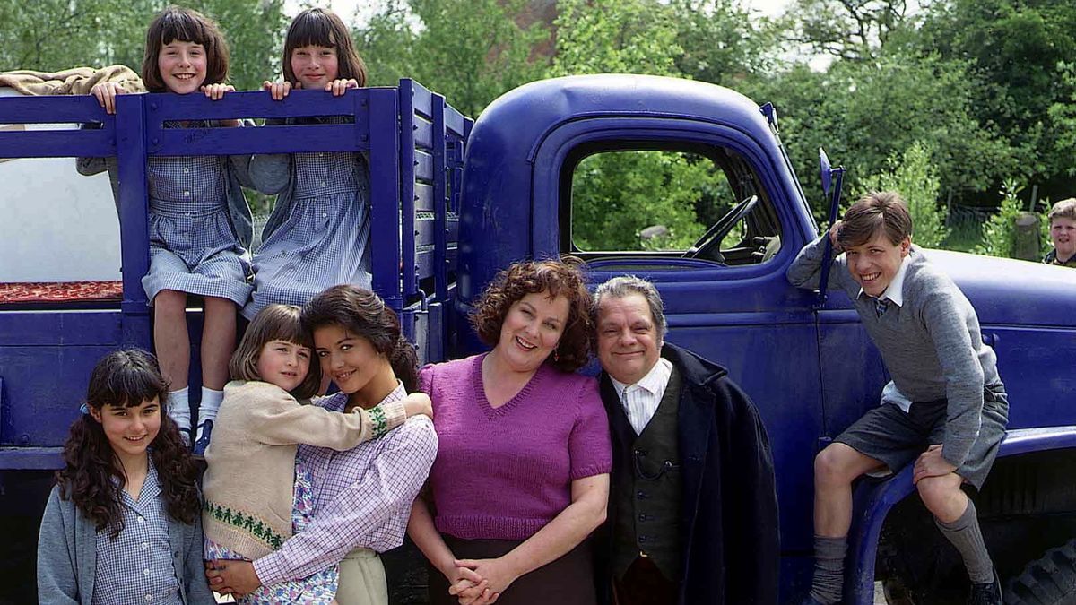 What happened to the original cast of The Darling Buds of May? Cast group shot.