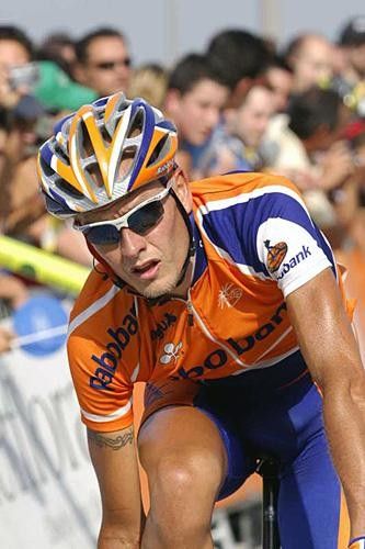 Michael Rasmussen (Rabobank) finishes