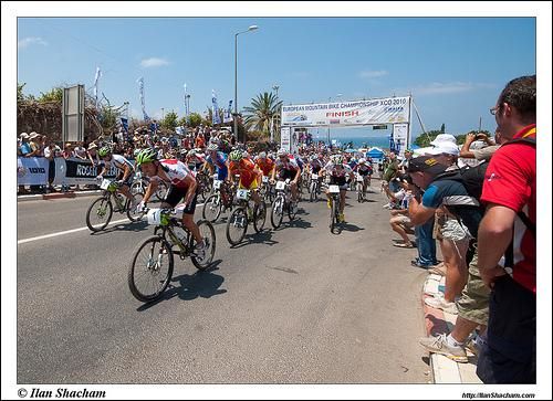The start of the men's race