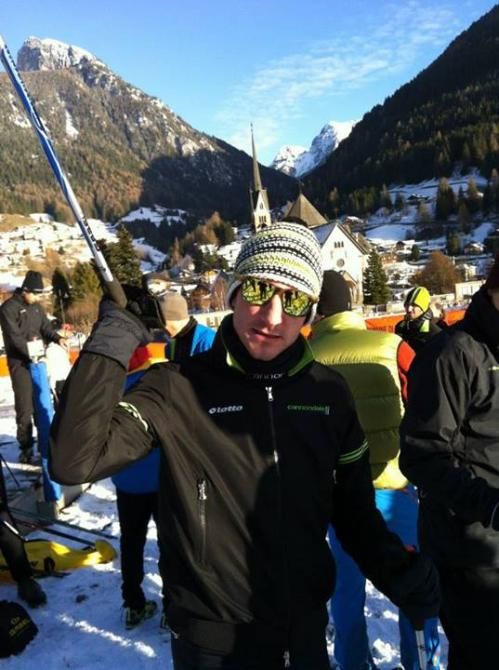Elia Viviani gets ready to hit the slopes.