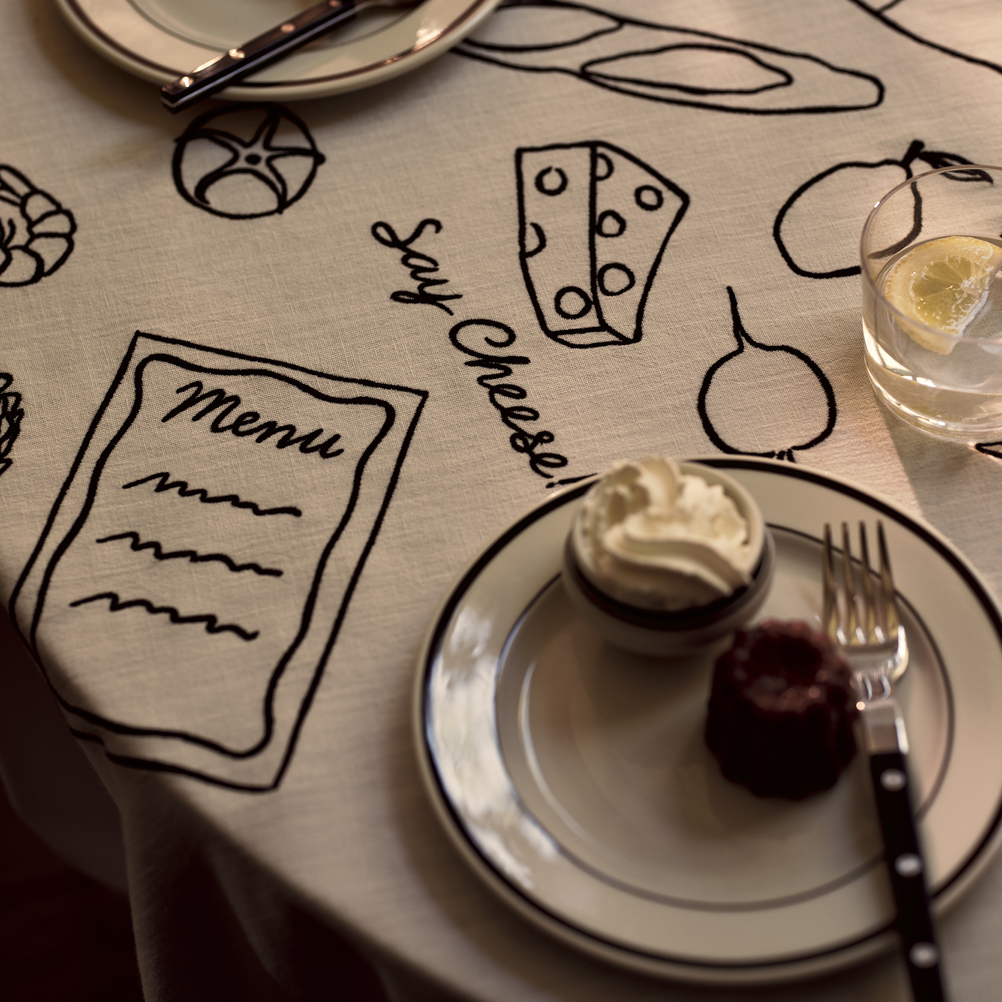 H&M home bistro collection