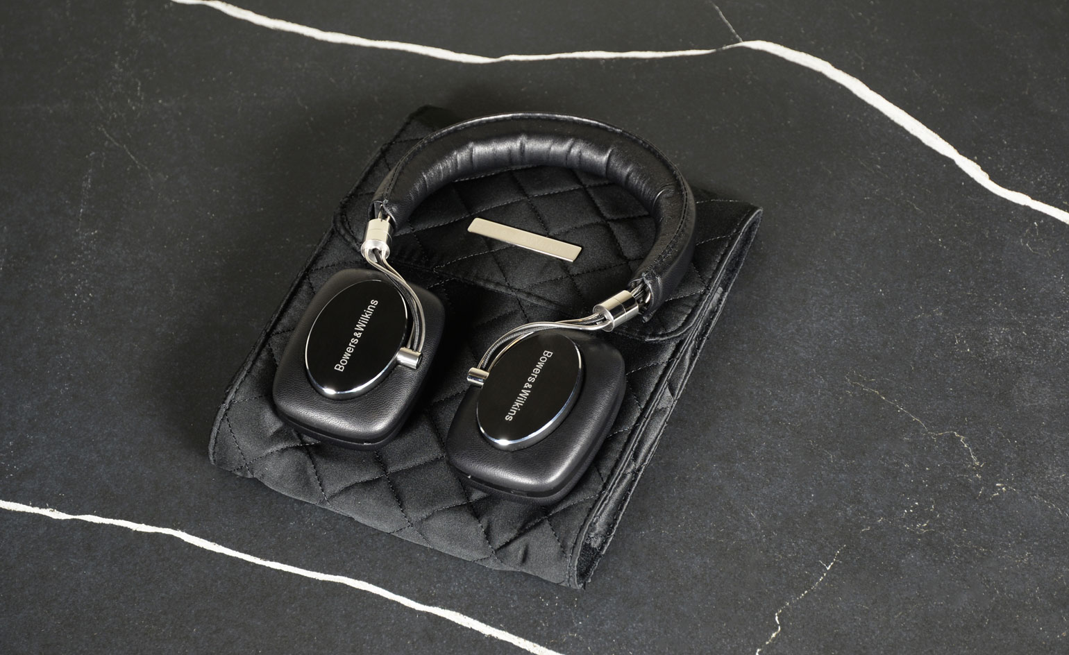 Bowers & Wilkins reveal P5 Wireless headphones | Wallpaper