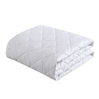 A white mattress protector