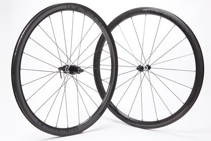 Revolver kronostok 350 wheels