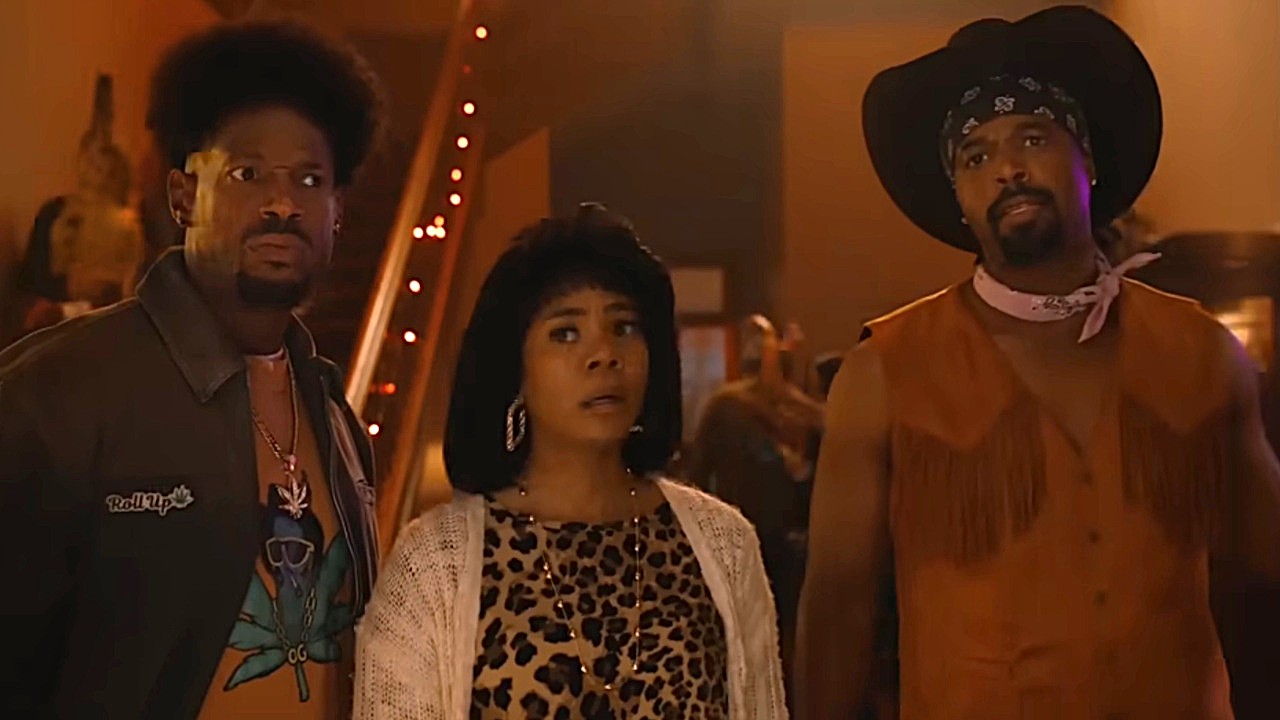 Marlon Wayans, Regina Hall and Shawn Wayans are shown in the trailer for Scary Movie 6.