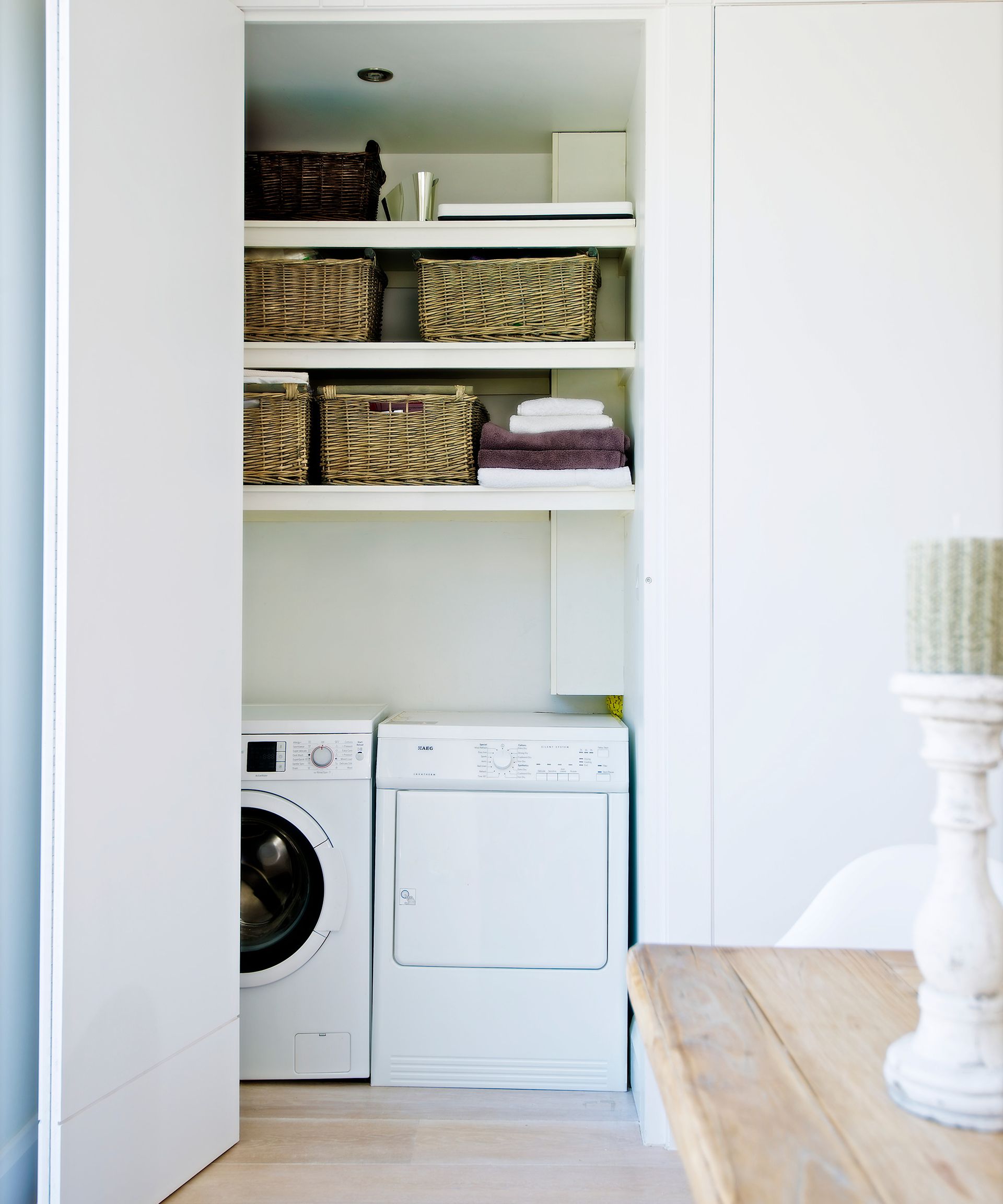8 small linen closet storage ideas to transform this key space | Homes ...