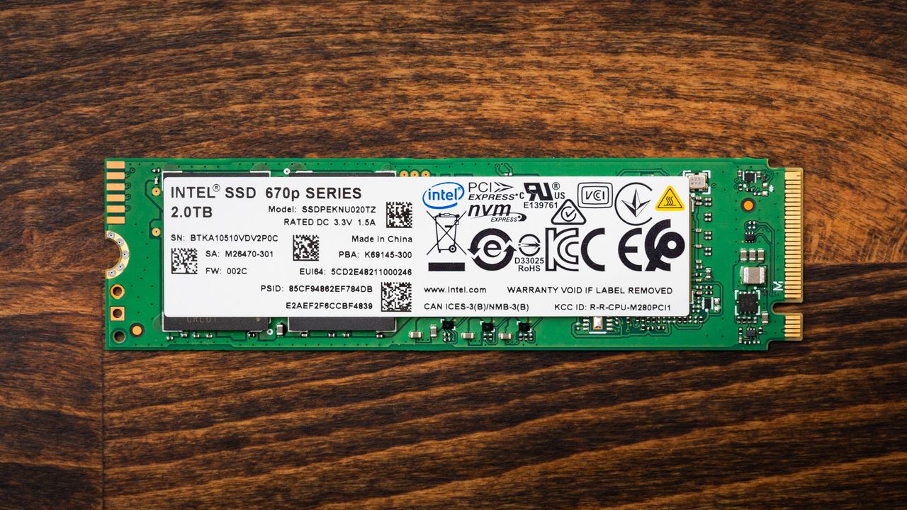 Intel SSD 670p