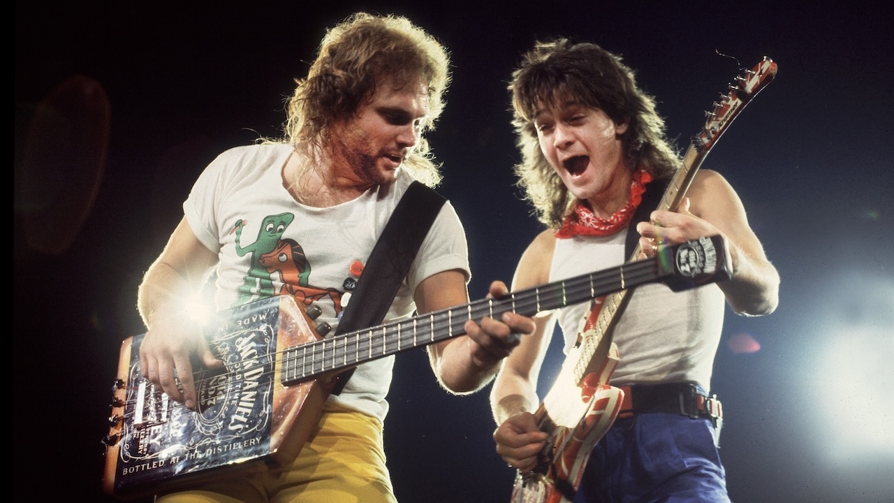 Michael Anthony and Eddie Van Halen (1955 - 2020), both of the group Van Halen, performs onstage at the Rosemont Horizon, Rosemont, Illinois, March 15, 1986.