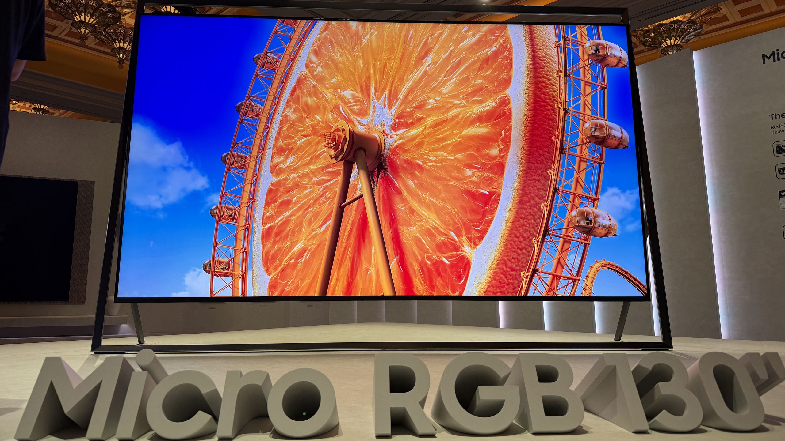 Saya melihat TV RGB 130 inci pertama di dunia dari Samsung — dan ini merupakan produk yang luar biasa