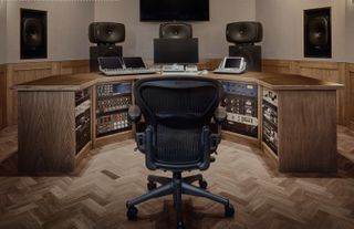 RAK Studio London