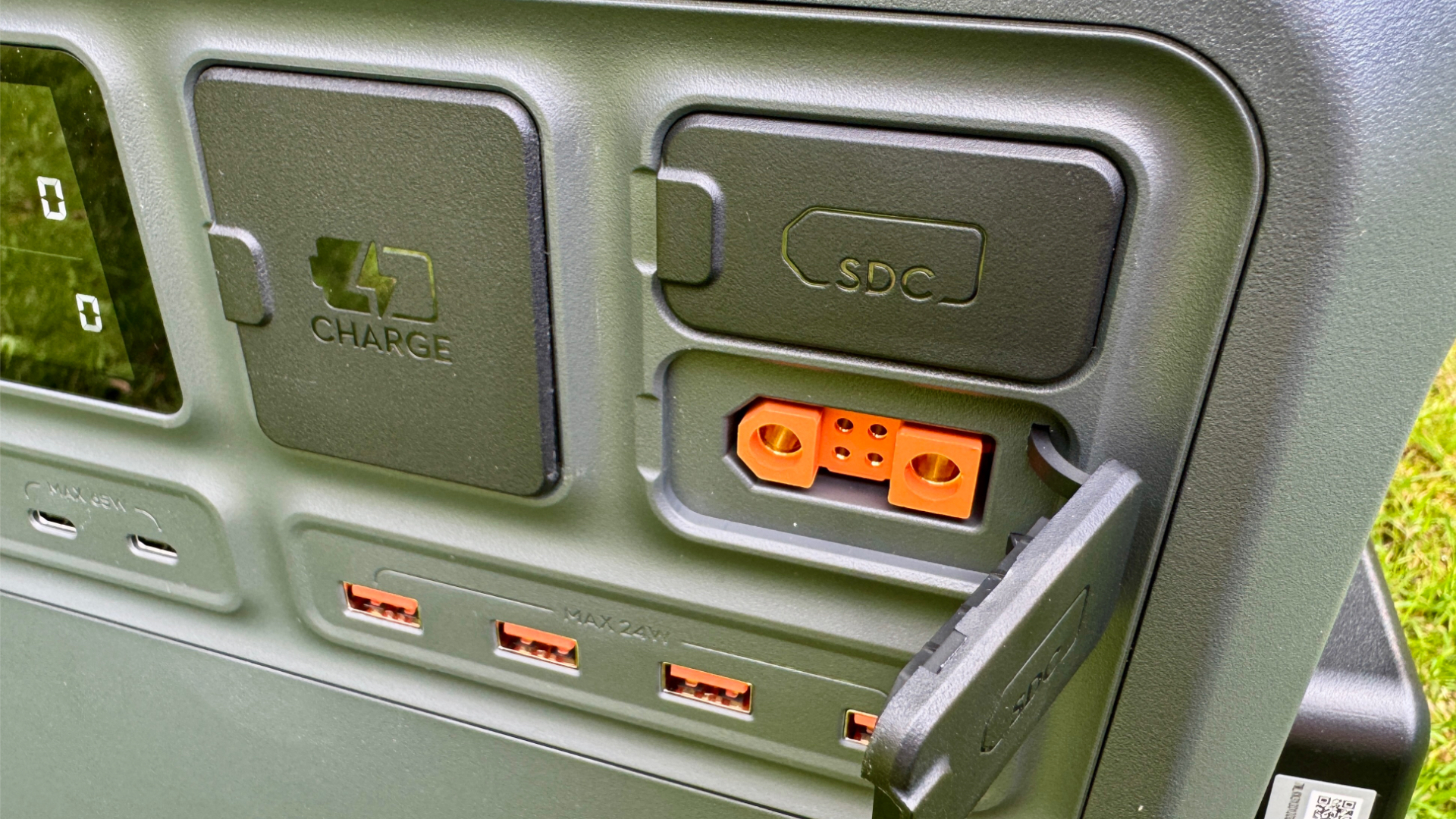 DJI Power 2000 SDC ports