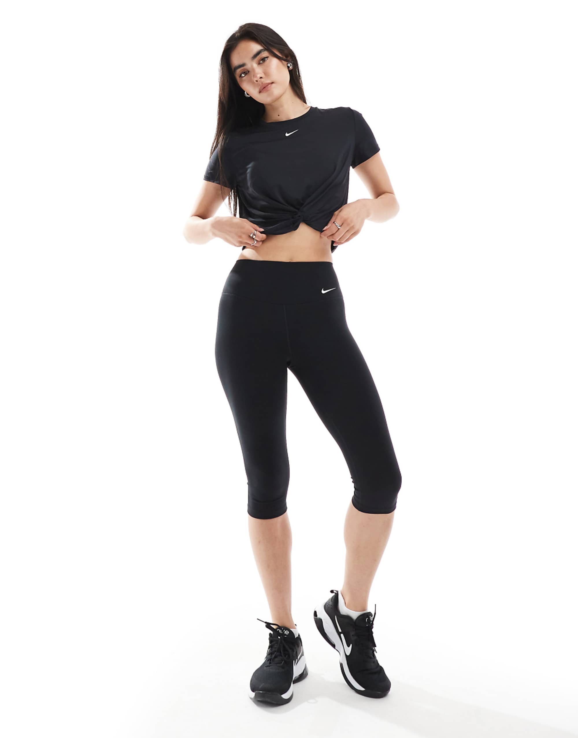 Nike One Training Highwaisted Capri Leggings in Black