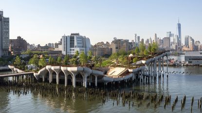 Little Island pleasure garden in New York&#039;s Hudson river