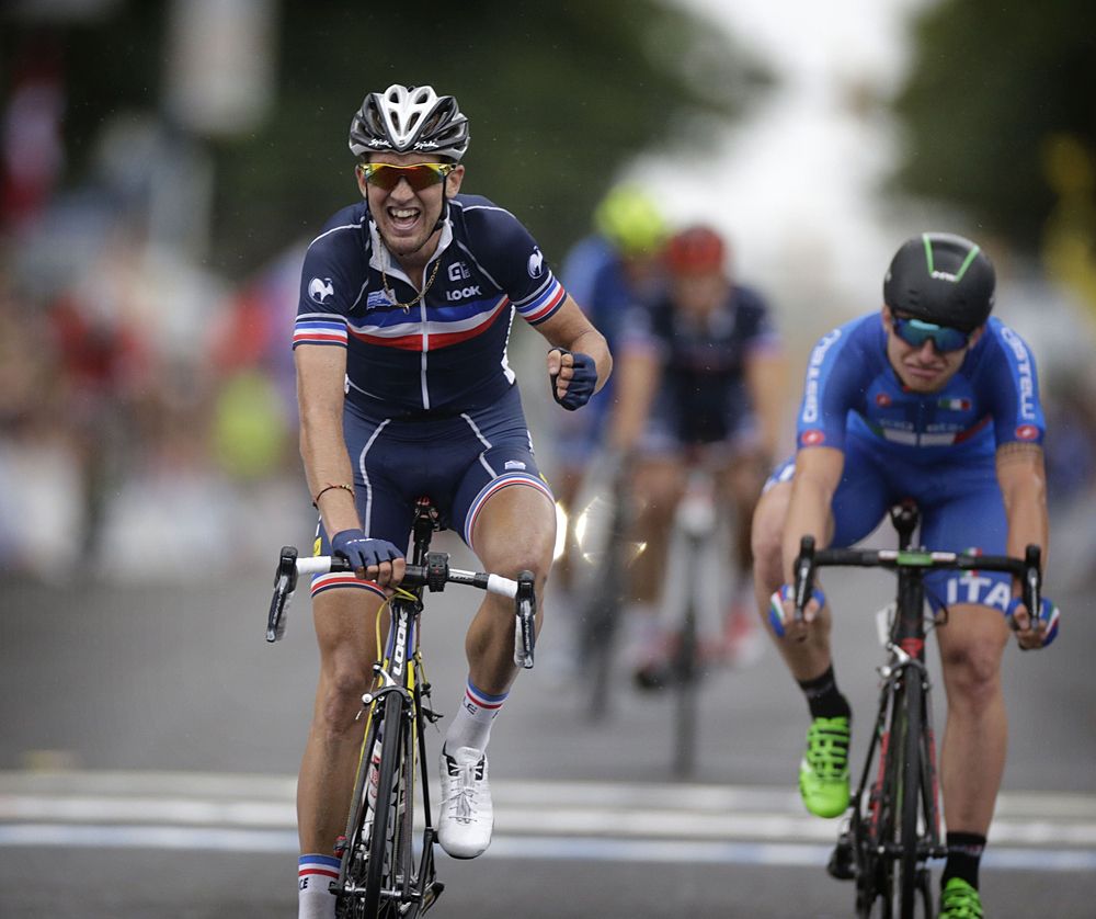 Kevin Ledanois (France) celebrates his U23 world title