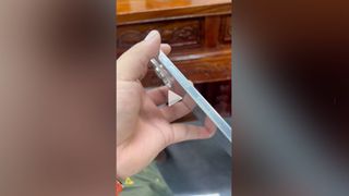 iPhone 15 Pro dummy unit in video