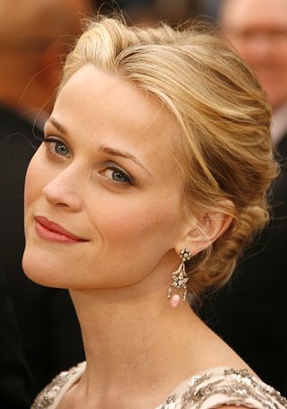 red carpet beauty reese witherspoon