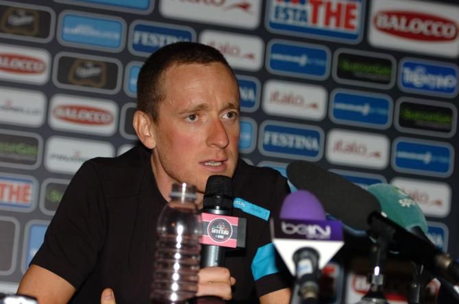 Bradley Wiggins (Sky) speaks to the press in Naples