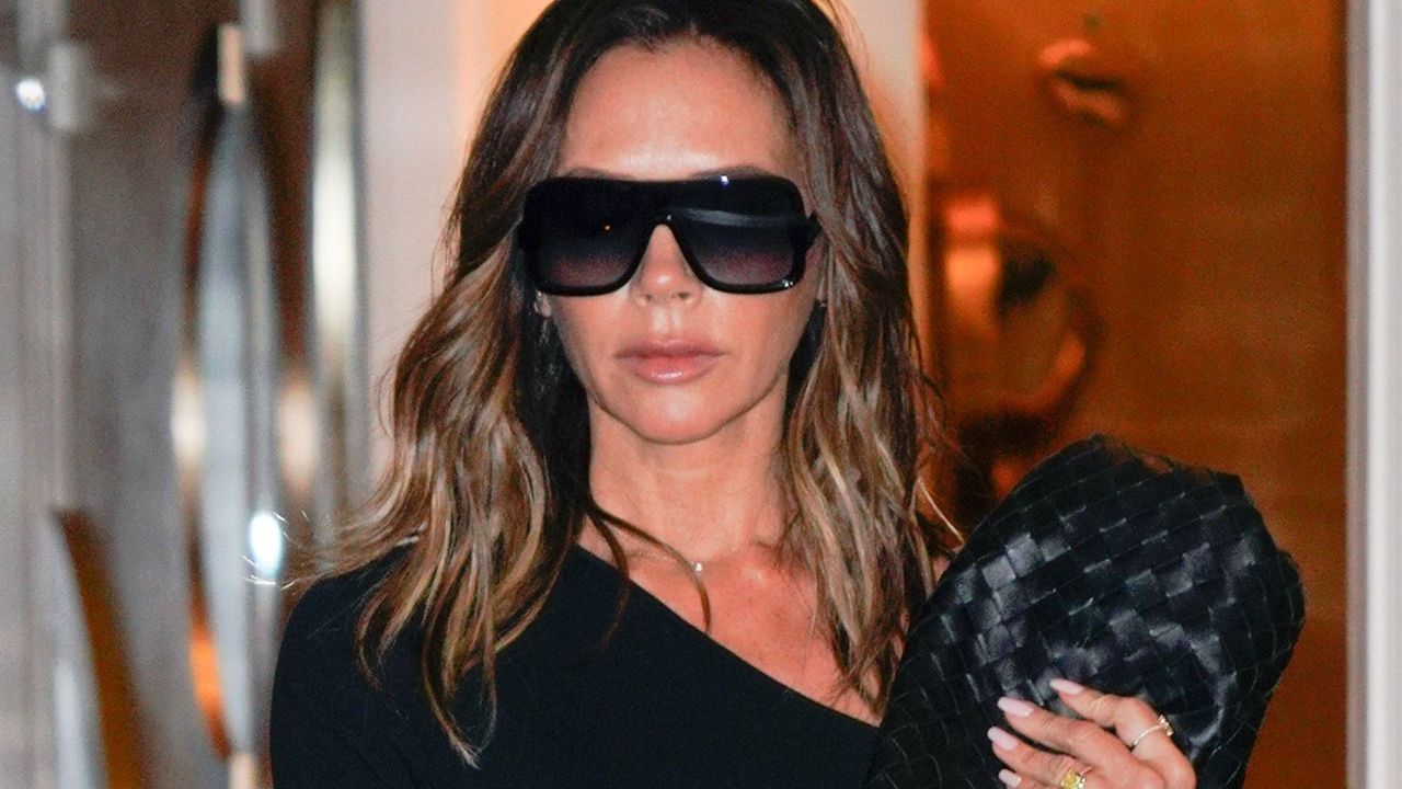 victoria beckham in sunglasses