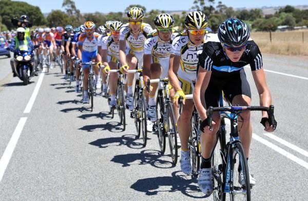 Christopher Froome (Team Sky) leads the HTC-Columbia train