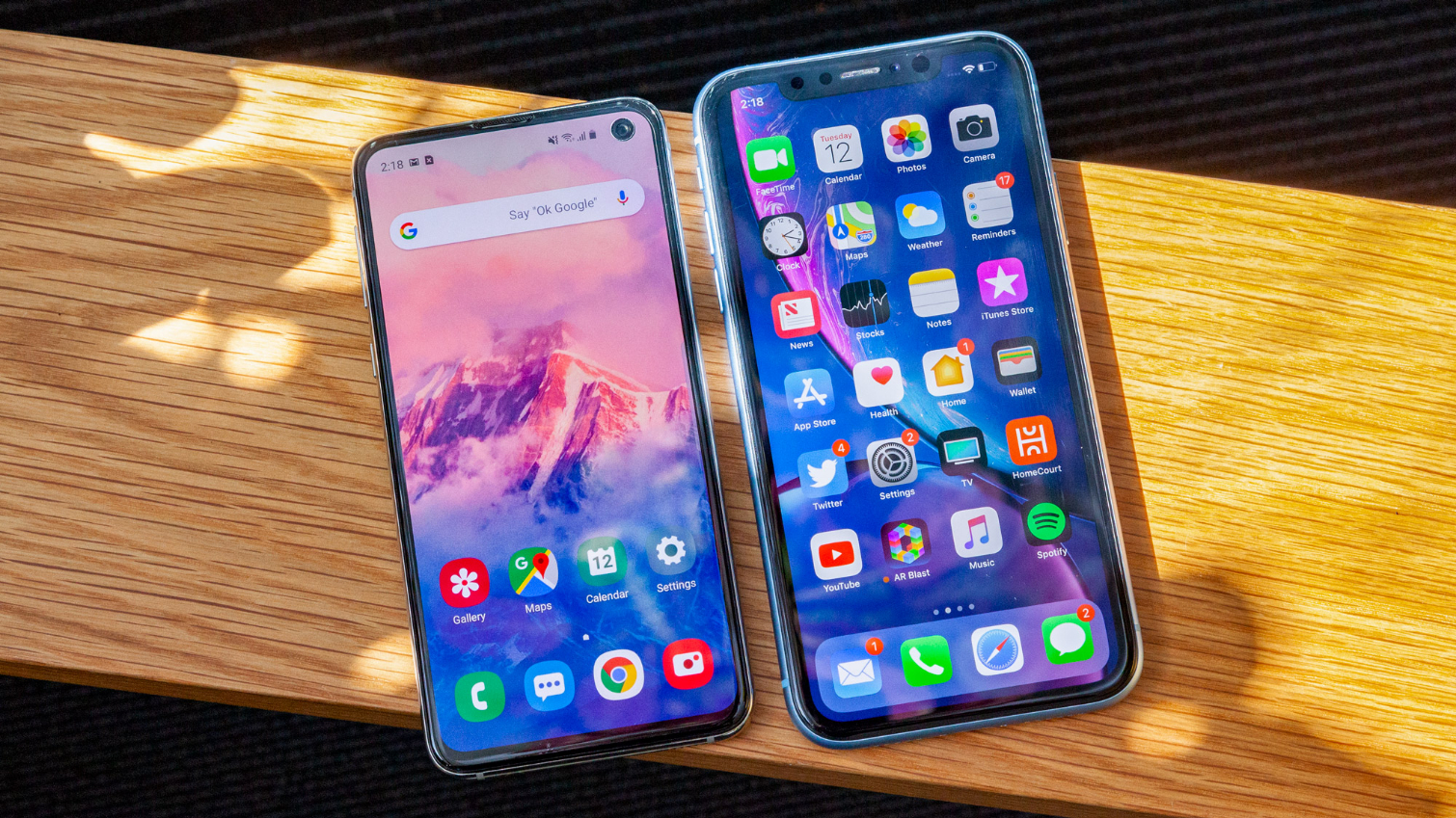 s10 vs iphone xr