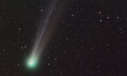 Comet C/2001 Q4 could be seen by the naked eye in May 2008. This year, another comet may burn even brighter.