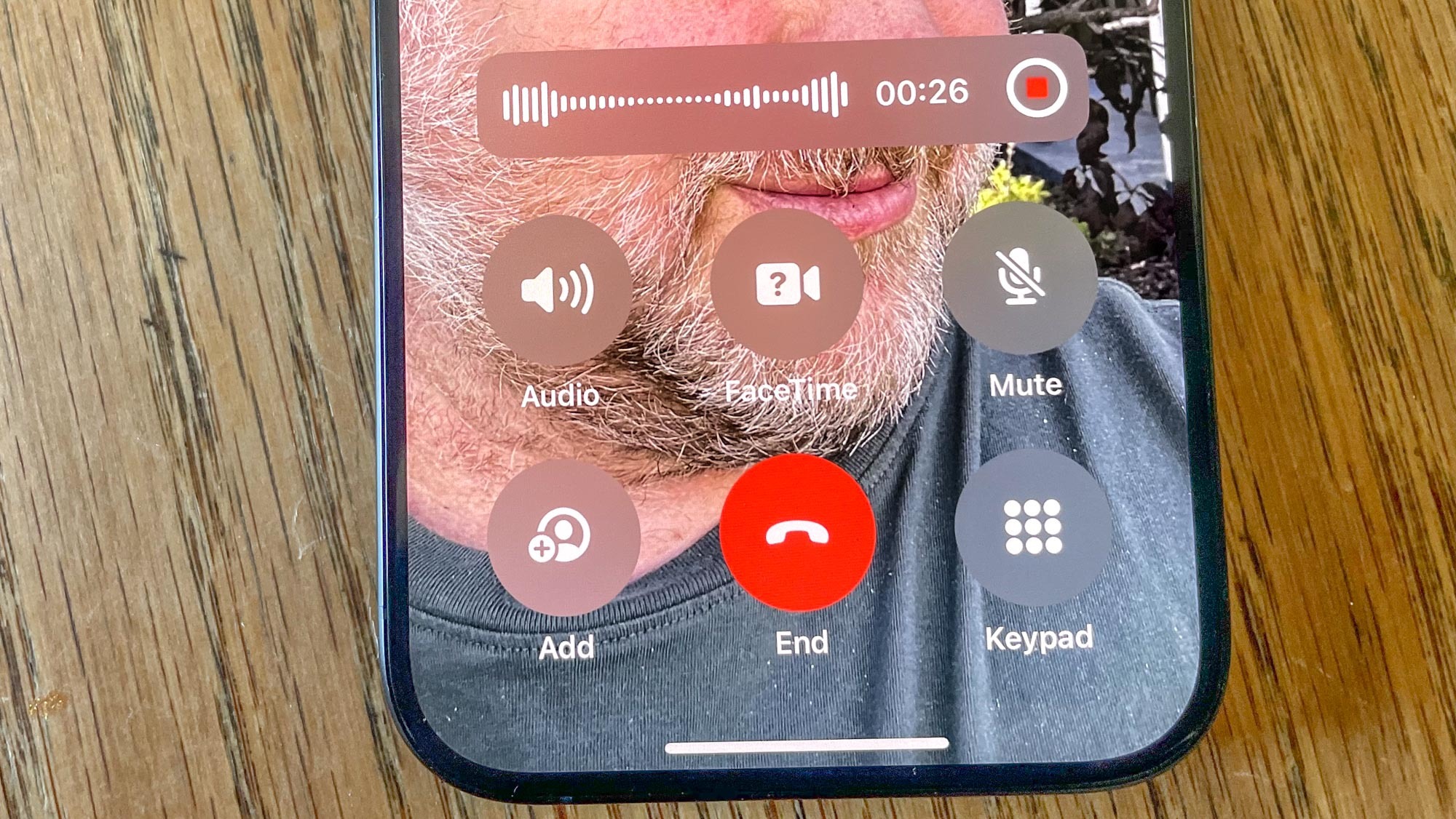 Call recording feature on an iphone 15 Pro running ios 18.1