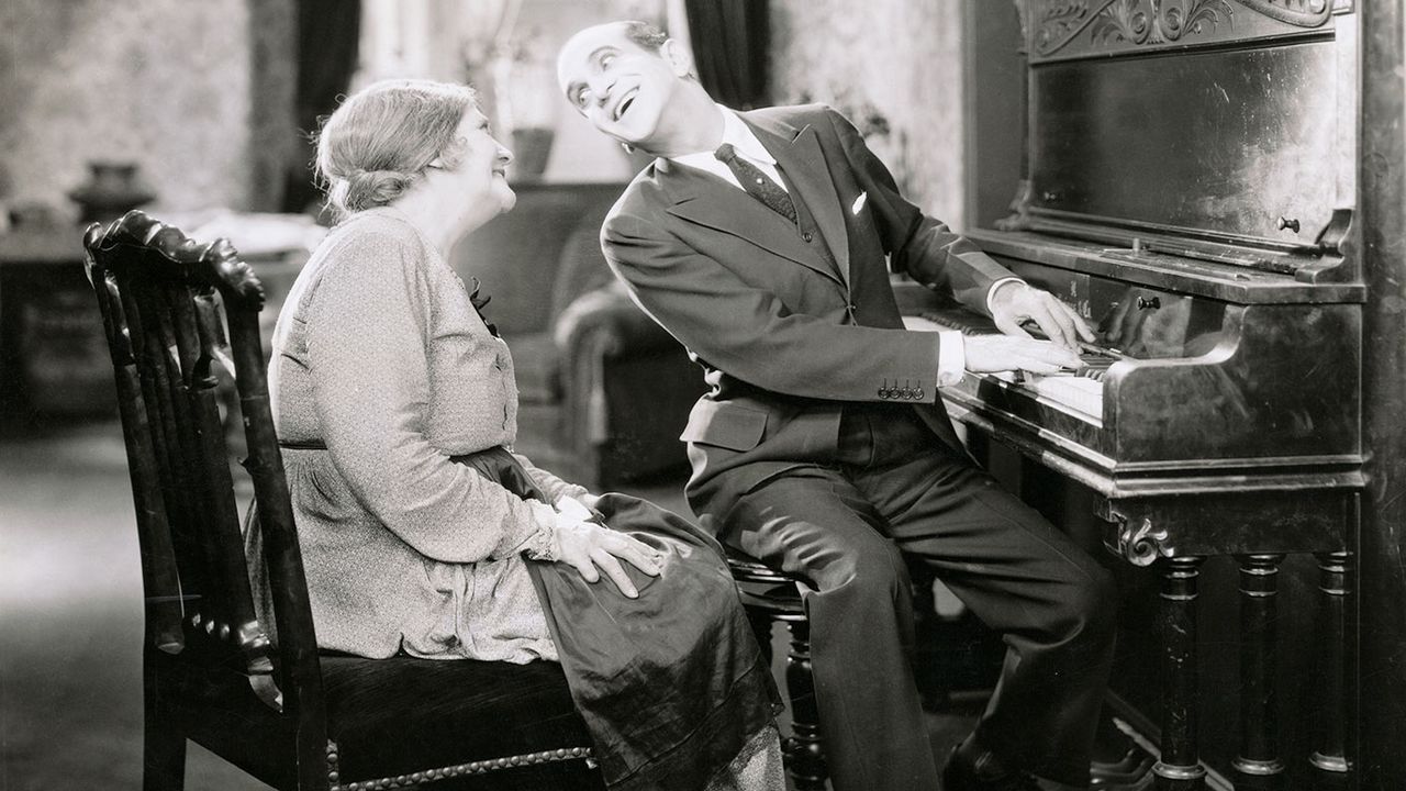 Al Jolson in the Jazz Singer © George Rinhart/Corbis via Getty Images