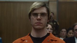 Evan Peters as Jeffrey Dahmer in Netflix&#039;s Monster anthology series 